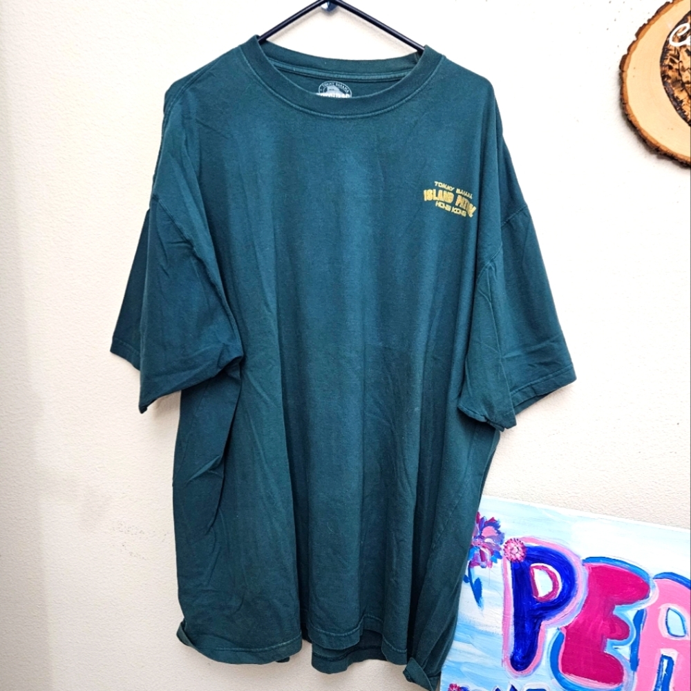 Tommy Bahama Blue Short Sleeve Tee Island Patrol Hong Kong        /XXL Fit 3X